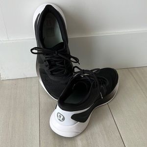 Lululemon Blissfeel Run Running Shoes